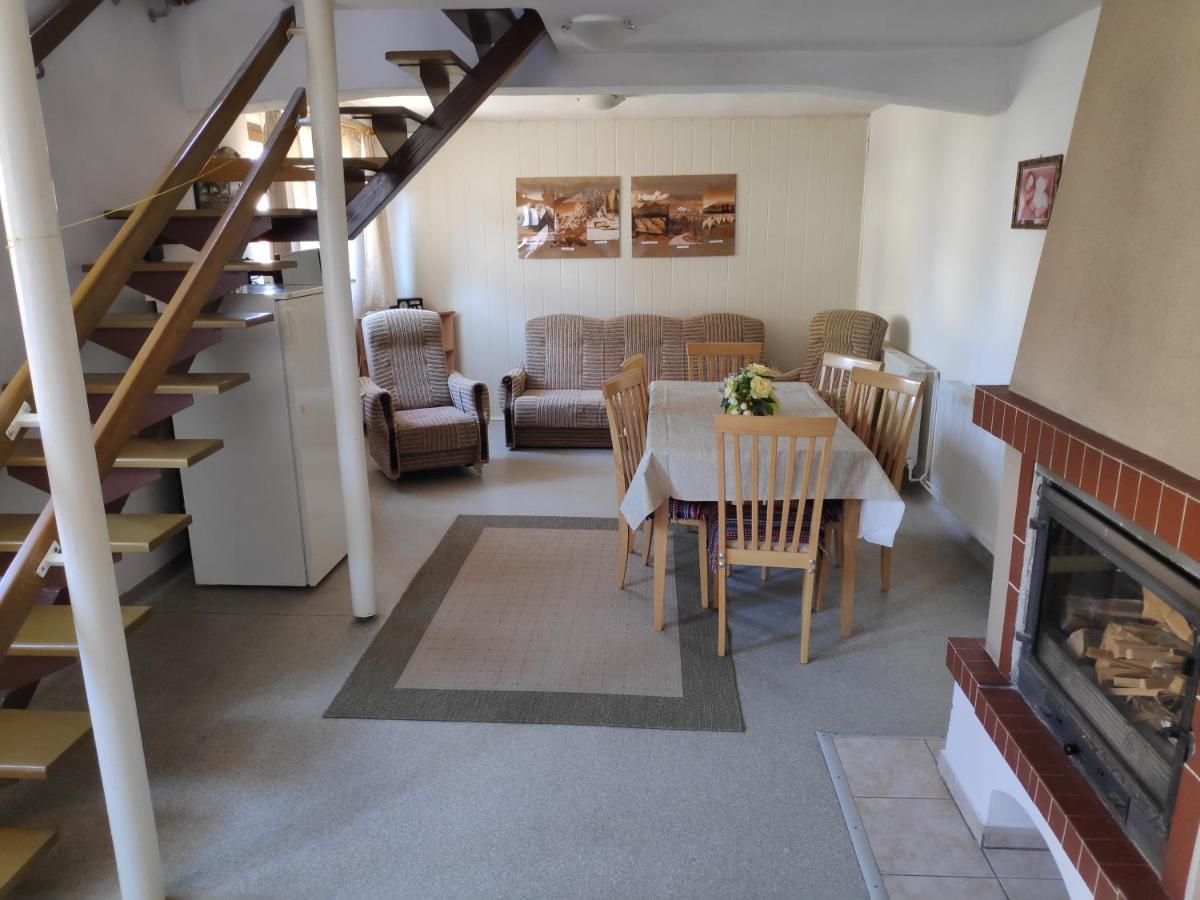 Domcek Janina Apartamento Suchá Hora Exterior foto